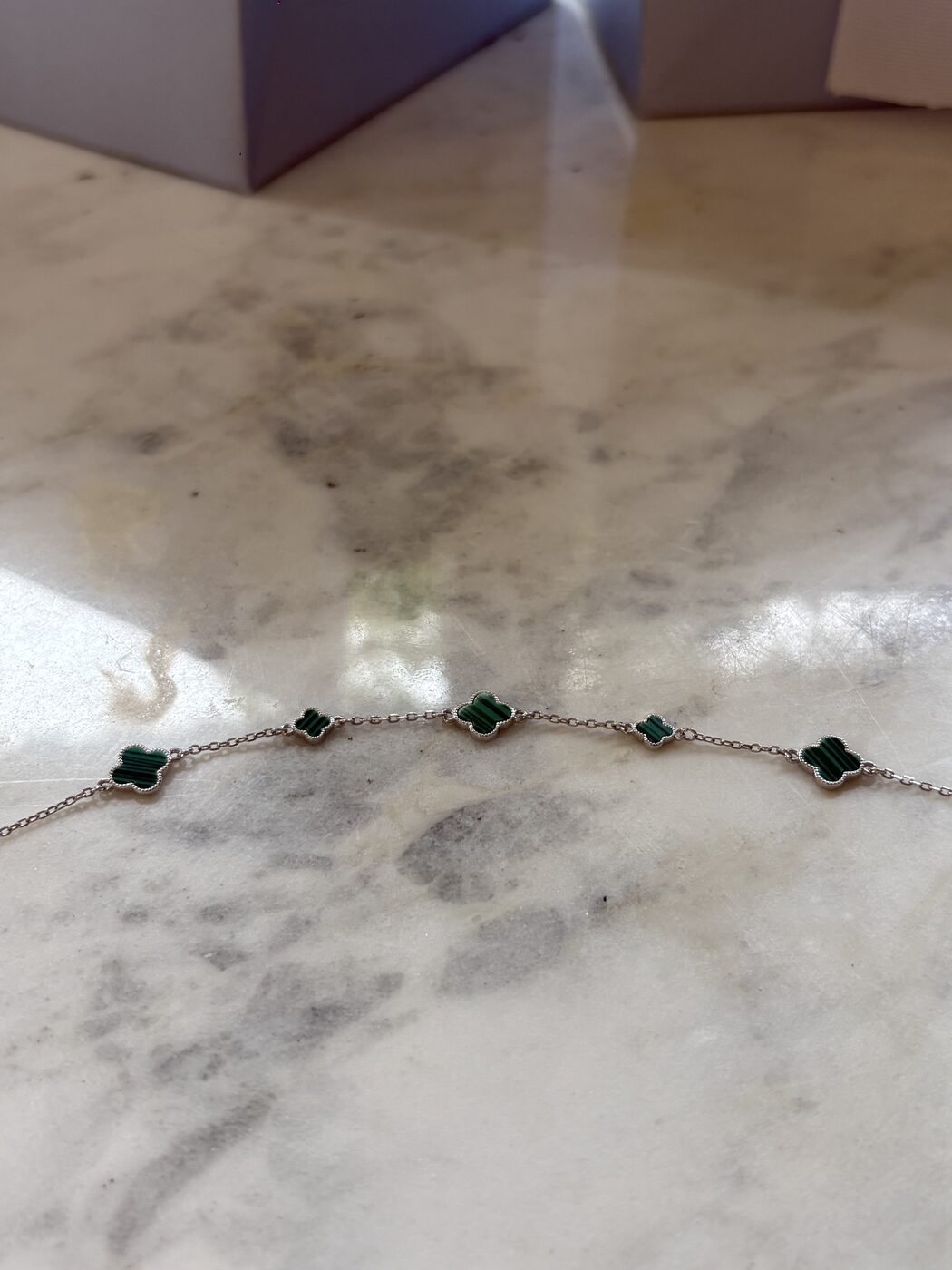 Bracelets — Signature